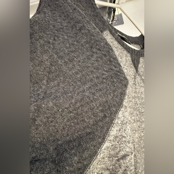 NWT Billabong Head Start SO Soft Boxy Fit Fleece Gray Top Small - Picture 4 of 13